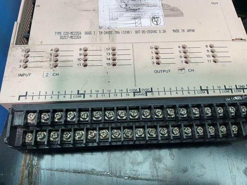OMRON LOGIC CONTROLLER UNIT   -  C20-MC22EA