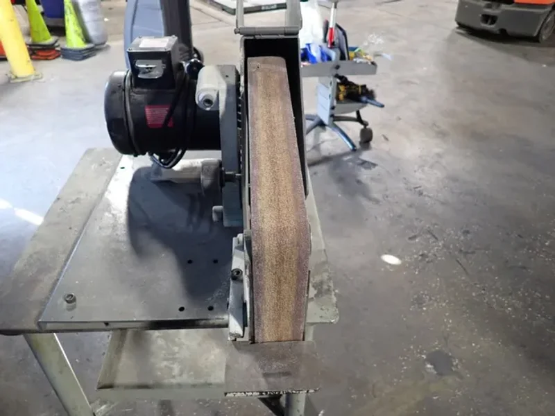 WILTON 2" x 4" BELT GRINDER  -  SQUARE WHEEL