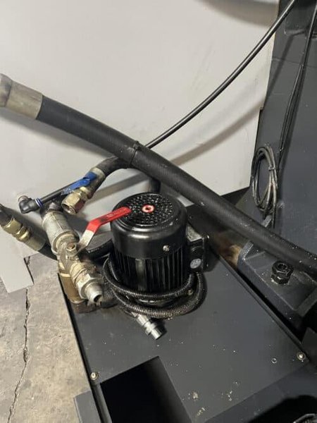 Sharp SV-2517 SX-F CNC Vertical Machining Center – Mini Mill