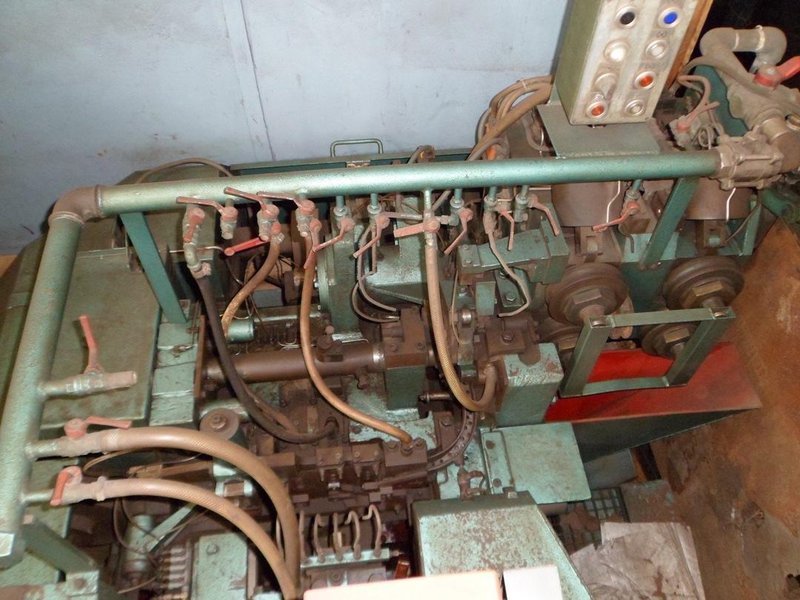 NEDSCHROEF #MW-32, HI-SPEED HOT NUT FORMER
