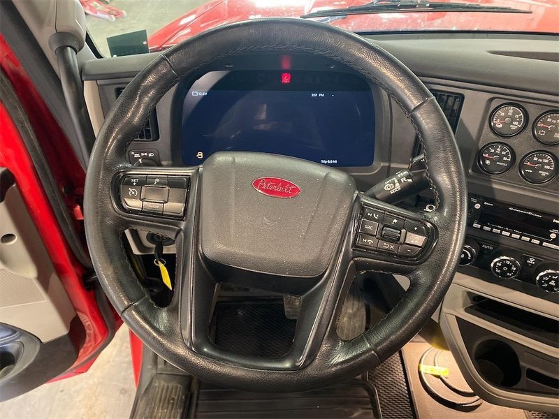 2024 Peterbilt 567 1XPCD49X8RD676676