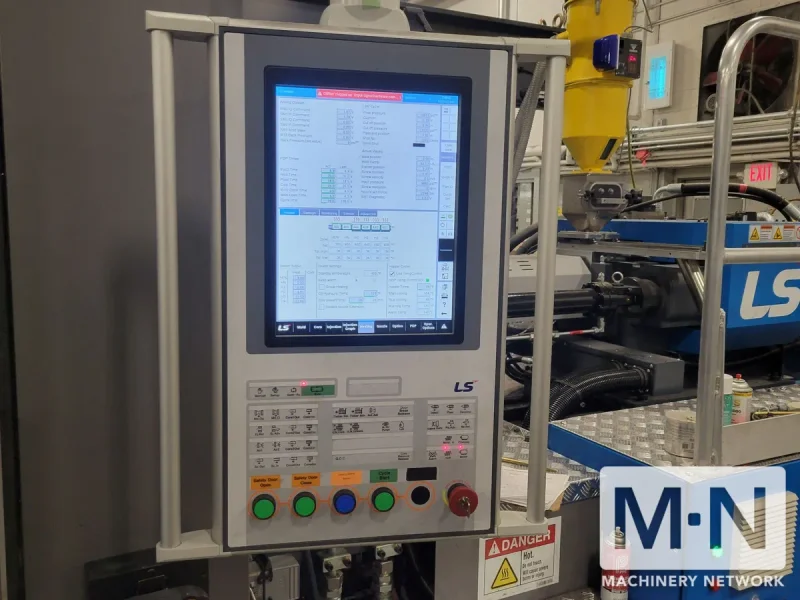550 TON 62.9 OZ LS MTRON MODEL ONE 550i30 SERVO HYDRAULIC INJECTION MOLDING MACHINE MFG 2022 (2) AVAILABLE LOW HOURS