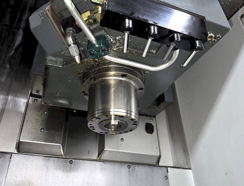 Haas UMC-750SS 5-Axis 2018 with: 5th Axis, 12k RPM Spindle, Through Spindle Coolant, 40 ATC,  Probing, Chip Conveyor, and Coolant Tank.