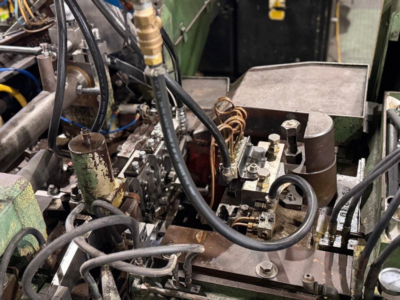 NEDSCHROEF #MW48, HI SPEED NUT FORMER