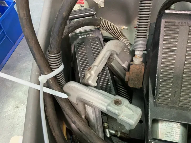 3M 10,000PSI MS2 MODULAR SPLICING SYSTEM W/ AIR PUMP 4030