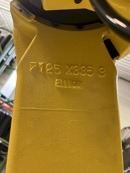 Fanuc M-710iC 45M 6-Axis Robot w/45kg Payload, 2021 – Fanuc R-30iB Plus Control, Teach Pendant, Never Used