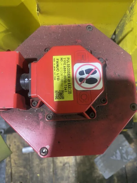 FANUC – R-2000iA/200FO w/ RJ3iB Controls PARTS ONLY