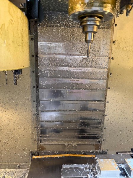 2013 HAAS VF-1 Vertical Machining Center Stock #: 81089213