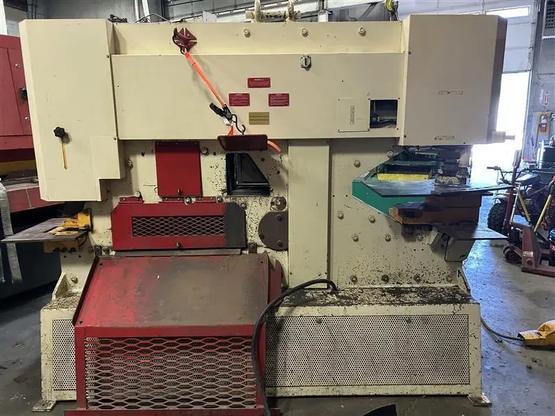 185 TON GEKA MODEL #HYDRACORP 165/SD HYDRAULIC IRONWORKER: YOBRO #25802