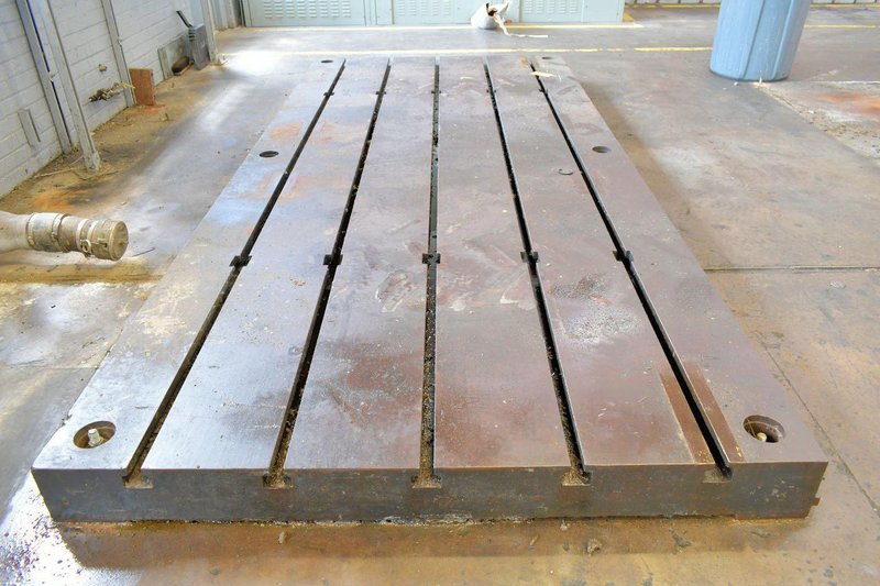 138-1/2&quot; X 62&quot; X 6-1/2&quot; T-SLOTTED FLOOR PLATE: STOCK #78518