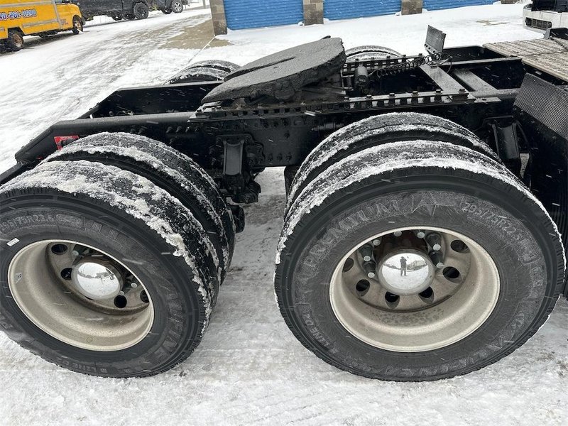 2021 Volvo VNL64T860 Stock #229000