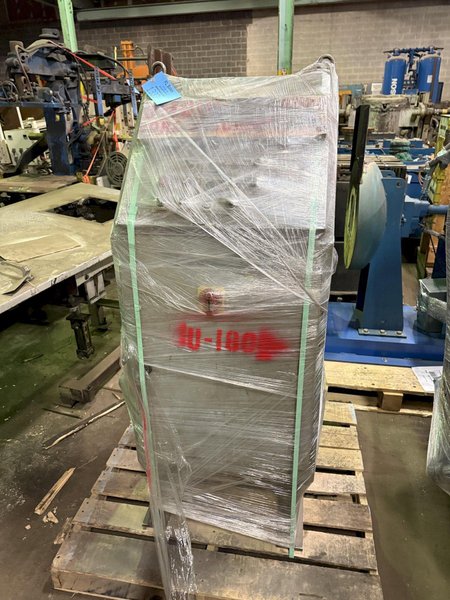 Shalco model U180 shell core machine with Allen Bradley PLC controls, gun drilled heater plates, gas system
