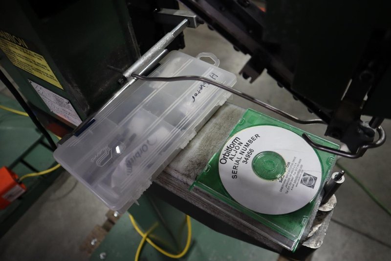 MIlford Orbitform #58 Riveter, Tooling, Remote Foot Trip - Auction Item