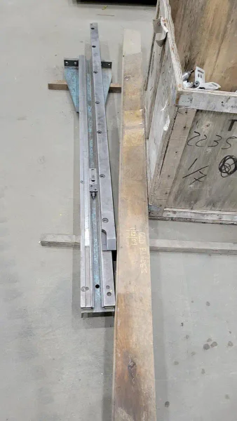 1986 AMADA M-2060 | Shears, Power Squaring (In)