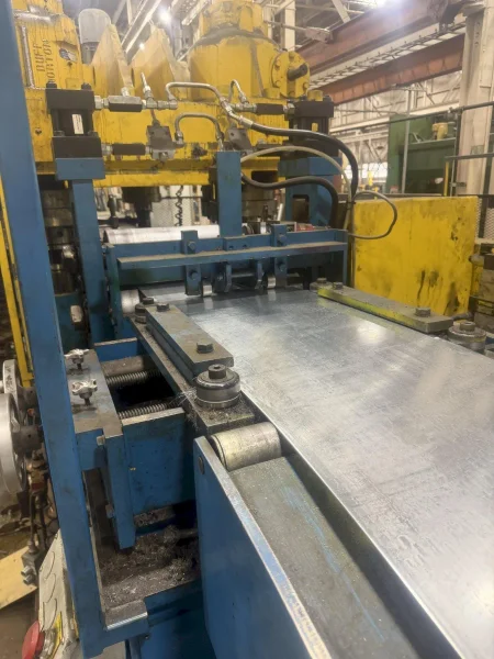 150 TON BRADBURY 4-POST CUTOFF PRESS W/ FEED ROLL STOCK# 4211