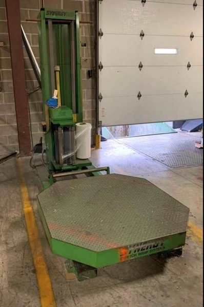 HIGHLIGHT INDUSTRIES SYNERGY 2.5 STRETCH WRAPPING MACHINE
