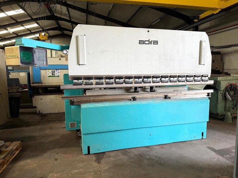 Adira - QHA 125 ton x 3100 mm CNC