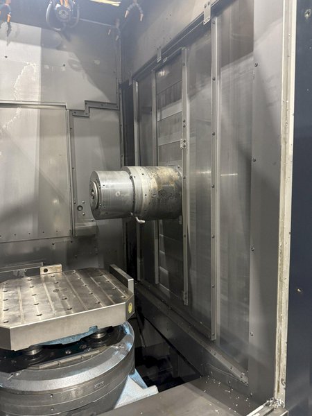 Used 2013 Makino a61nx CNC Horizontal Machining Center For Sale