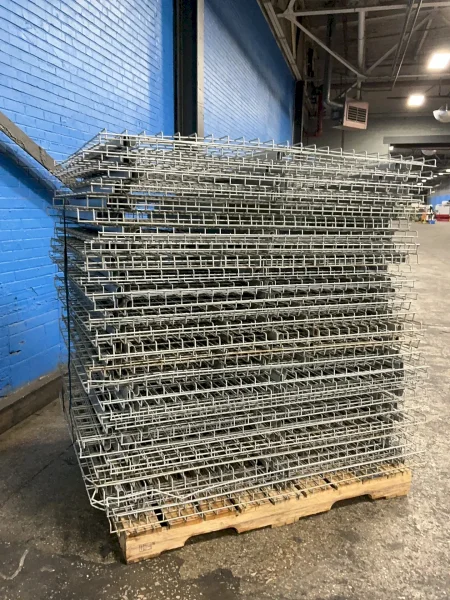 60” X 43” WIRE DECKING