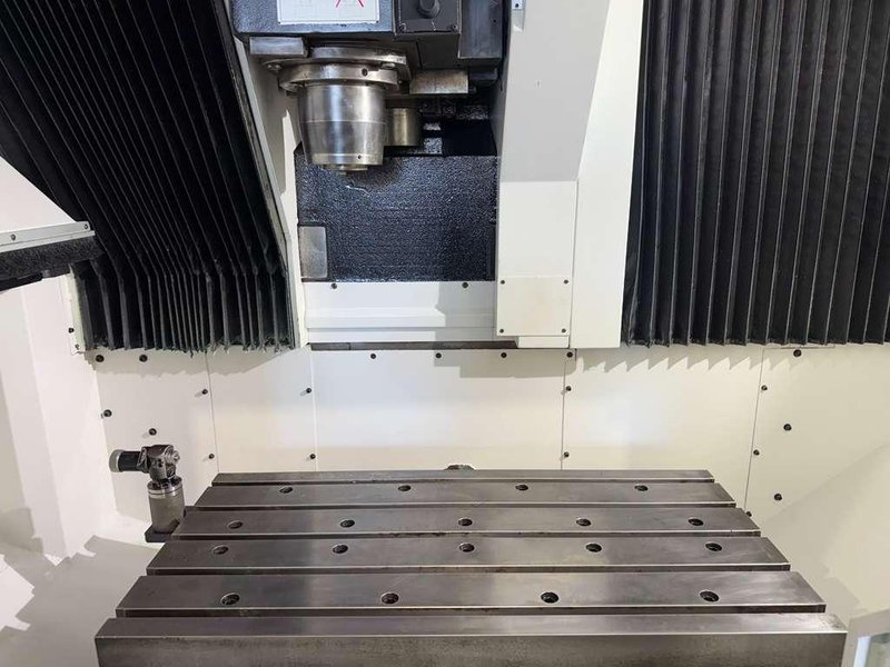 Mazak VCU 500C 3X CNC Vertical Machining Center – Mill