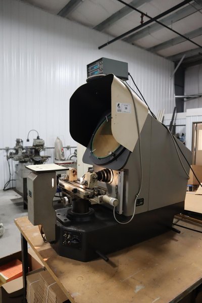 Mitutoyo PH-350A Optical Comparator, 13" Screen, Acu-Rite Qwikcount 2 Axis Digital Readout- Auction Item