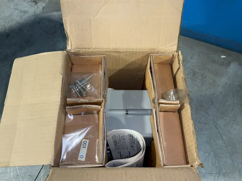 YAMATAKE CORPORATION AZBIL CONTROL MOTOR   -  ECM3000F0110