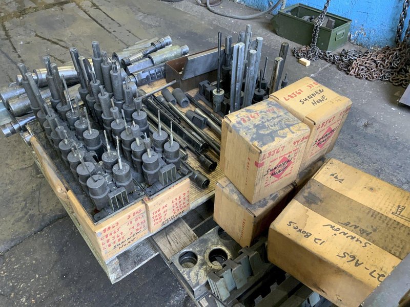 5-1/2" SUNNEN MBB 1650 PRECISION HONE W/ TOOLING: STOCK #81470