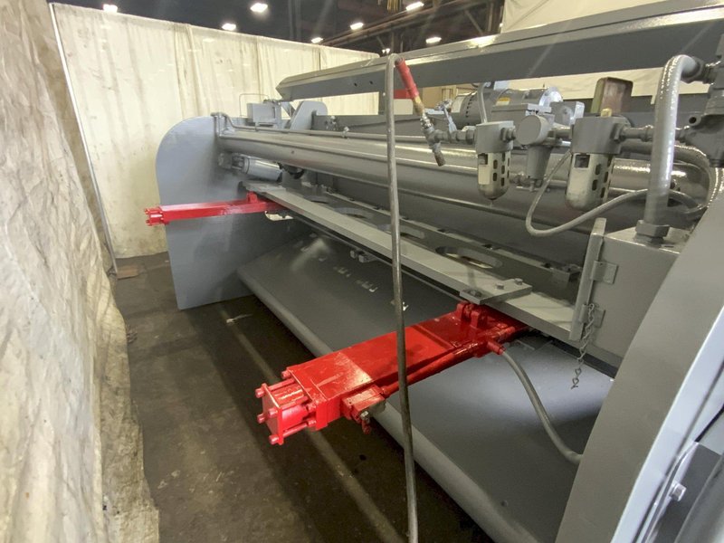 10' X 1/4" LODGE &amp; SHIPLEY MODEL 0410-SL POWER SQUARING SHEAR: STOCK #81225