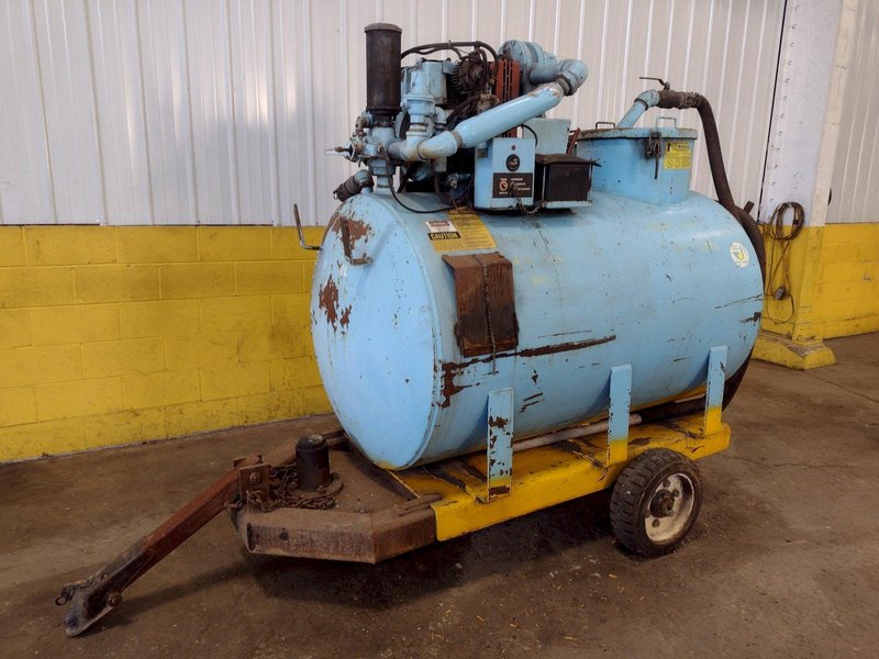 200 GALLON YELLOW BELLIED KOHLER GAS POWERED ROLLING HYDRAULIC OIL VACUUM SUMP SUCKER CART: STOCK #16072