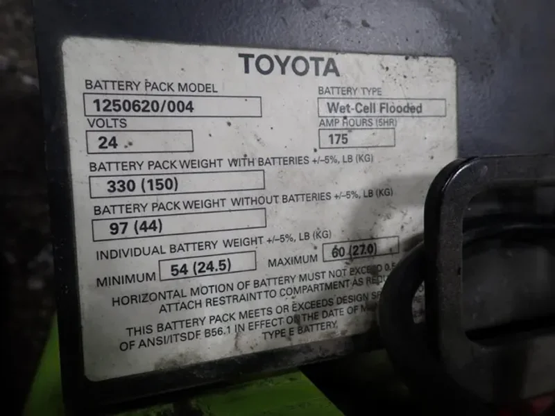 CLARK 4500 LBS ELECTRIC PALLET JACK  -  WP40