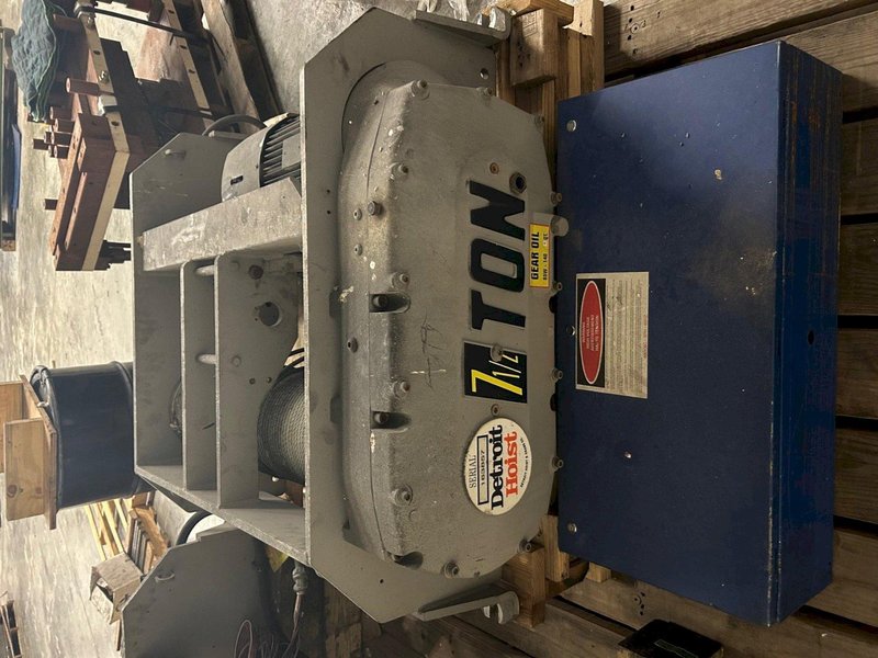 Detroit 7.5 ton electric hoist s/n 163857 with remote controls