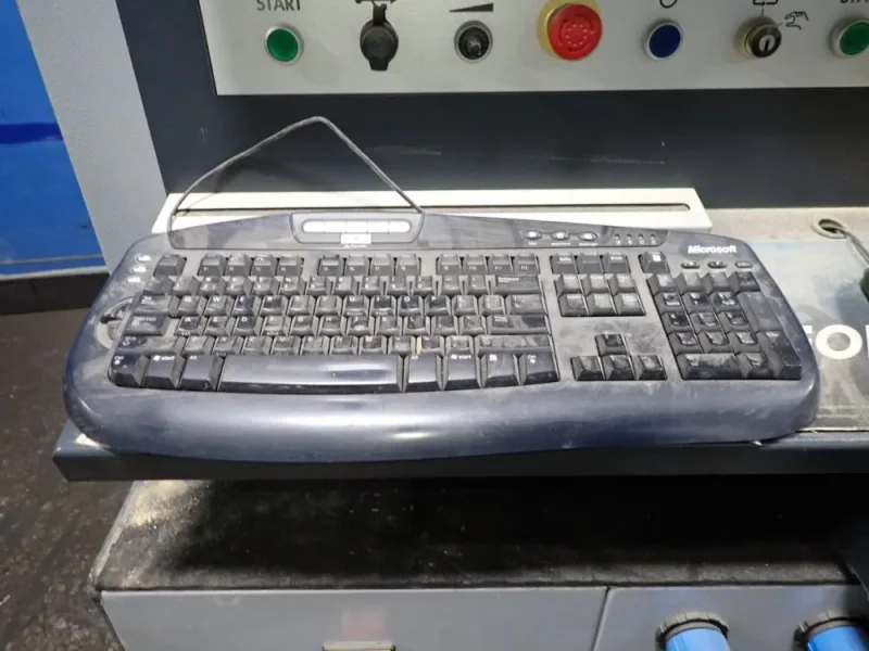 FORMAT 54 1/2" X 145" CNC MACHINING CENTER  -  CREATOR 950