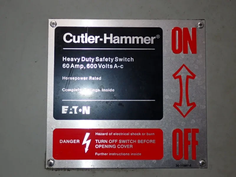 EATON 60 A HEAVY DUTY SWITCH