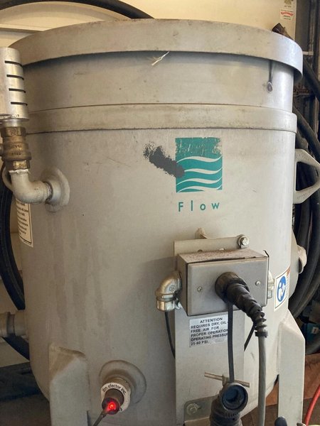 6′ x 24′ Flow Mach 3 7320B CNC Waterjet, 2009 – 87k PSI