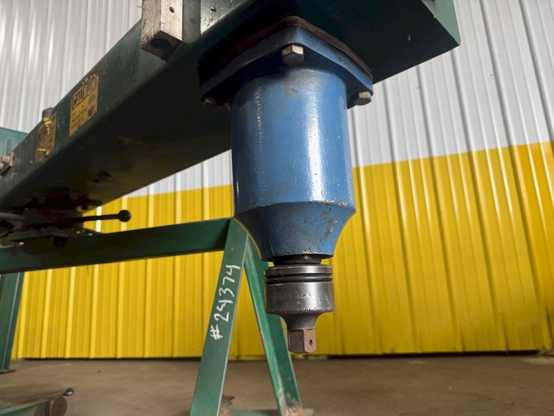 2001 BERCO PT250 TRACK PRESS WITH WTC TRACKMASTER IMPACT WRENCH &amp; CONVEYOR: YOBRO #24374