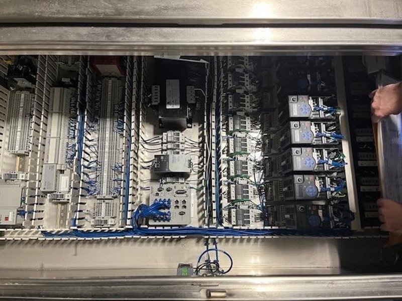 Drake LS1400 Hot Dog Loader &amp; RapidPak RP-45 Thermoformer – 2017 Meat Packaging Line