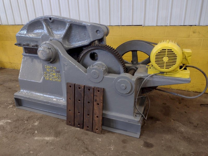 24" CANTON / HILL ACME MODEL #11A ALLIGATOR SHEAR: STOCK #14614
