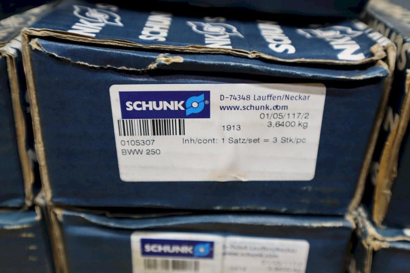 Schunk BWTJ-K305-21 Quick Change 3-Jaw Chuck Base Jaws with (8) Sets of BWW 250 Steel Jaws ***All New, Unused***- Auction Item