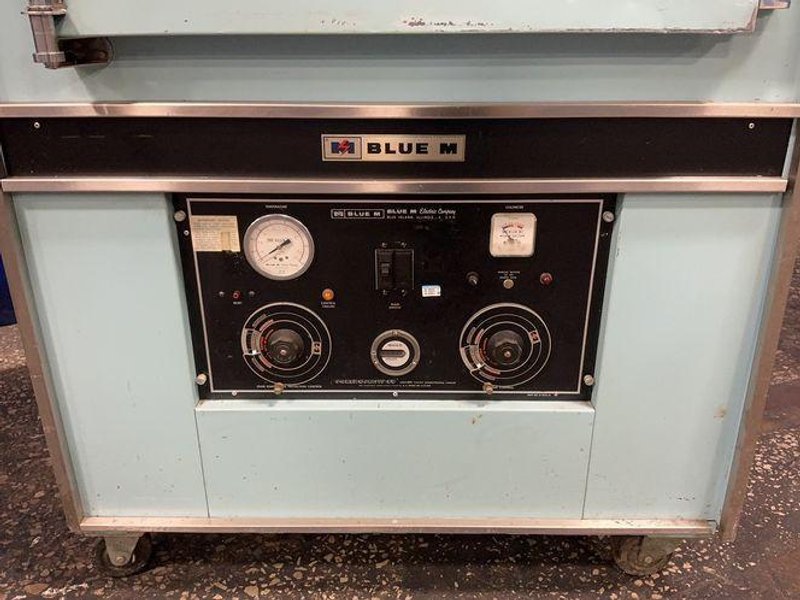 BLUE M 650* F / 343* C ELECTRIC OVEN  -  POM-336B-1