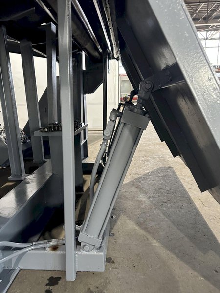 72&quot; x .250&quot; PAXSON HYDRAULIC PEELER TABLE WITH TENSION STAND. STOCK # 0106123