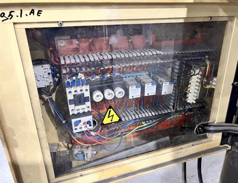 8 X 8 X 1/8&quot; FIM MODEL #VERSAFIX 256 HYDRAULIC METAL CORNER NOTCHER: STOCK #19721