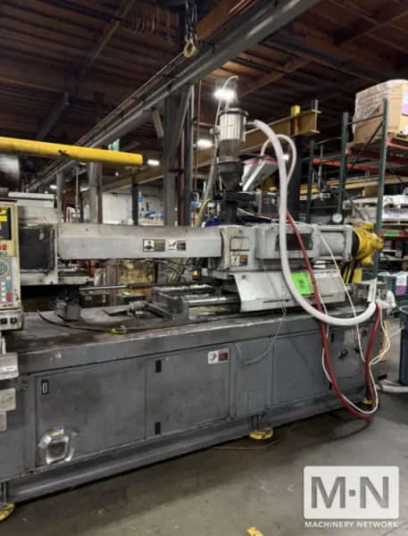 400 TON 48 OZ VAN DORN MODEL 400HP48 INJECTION MOLDING MACHINE MFG 1998