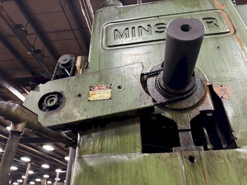 100 TON MINSTER P2-100-42 PIECE MAKER STRAIGHT SIDE HIGH SPEED PRESS. STOCK # 0883325