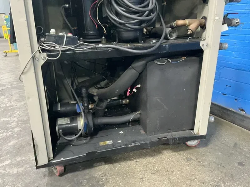 CONAIR 22 HP CHILLER  -  ECW15