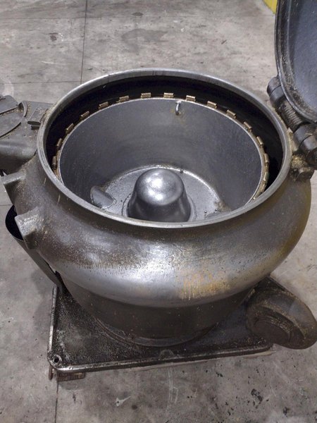 30&quot; BARRETT MODEL #1100E MOTORIZED CHIP SPINNER / WRINGER w/ (2) CHIP PANS: STOCK #23373