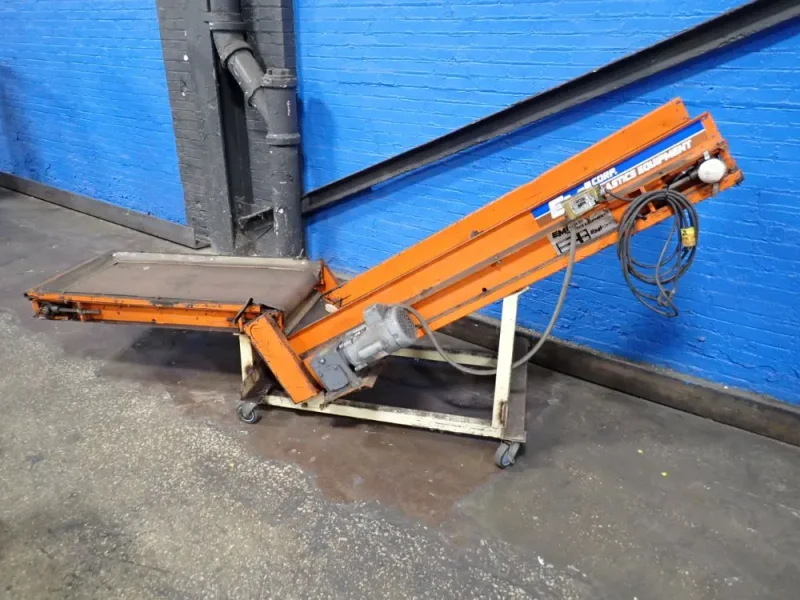 EMI 69" X 17" / 43" X 16" INCLINE BELT CONVEYOR  -  CAR.18