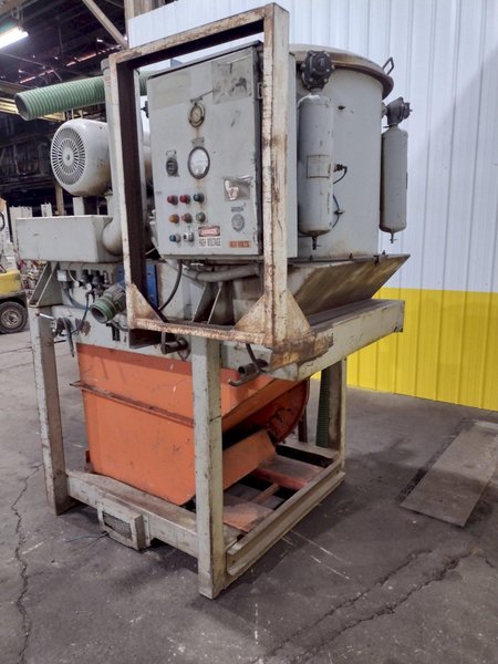 40 HP DEMARCO MAX VAC MODEL #XR40E8 INDUSTRIAL VACUUM &amp; HOPPER: STOCK #19483