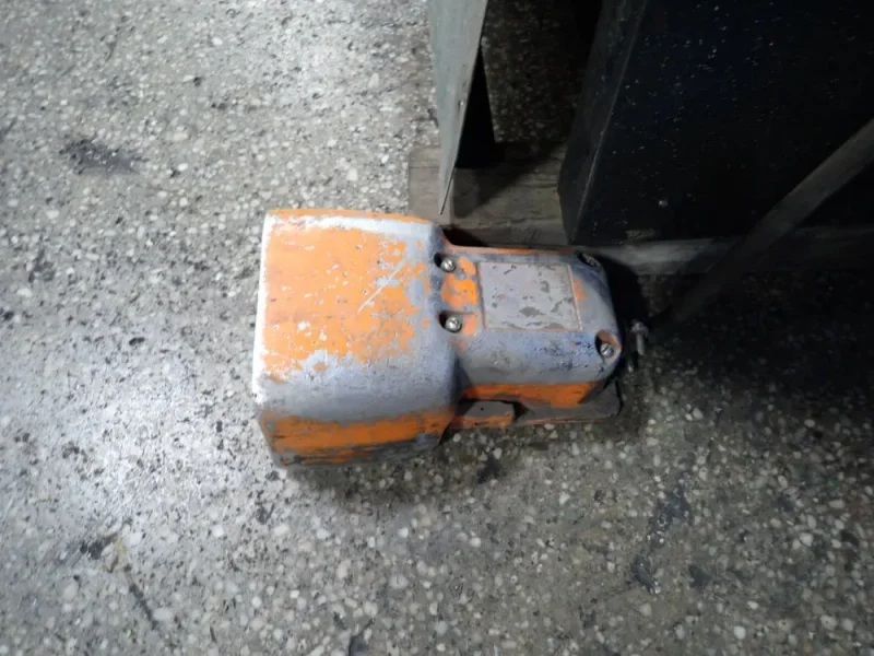 TENNSMITH 24 GA. HYDRAULIC SQUARING SHEAR