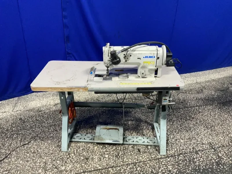 JUKI 20” X 33” SEWING MACHINE  -  LU-1560N