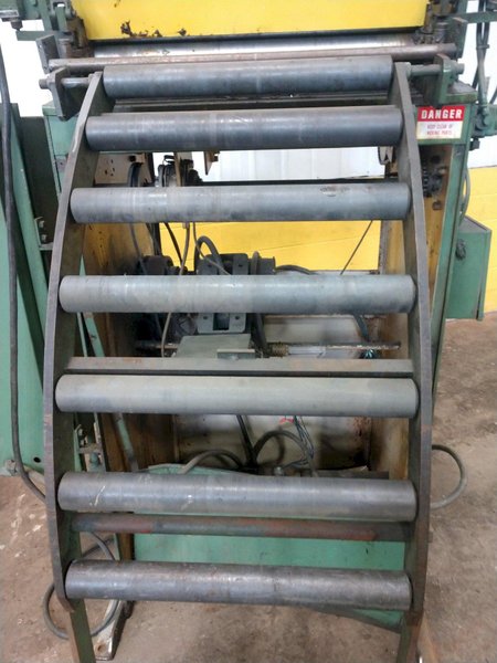 30" WIDE X .065" ROWE 7 ROLL POWERED COIL STRAIGHTENER: STOCK #13903